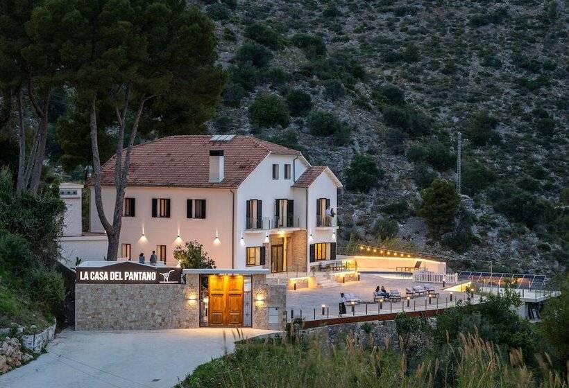 Отель La Casa Del Pantano