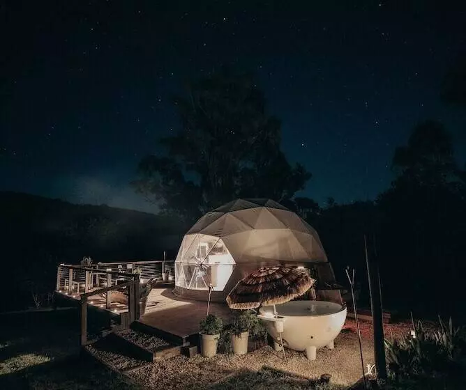 Hotelli Mountain Dome