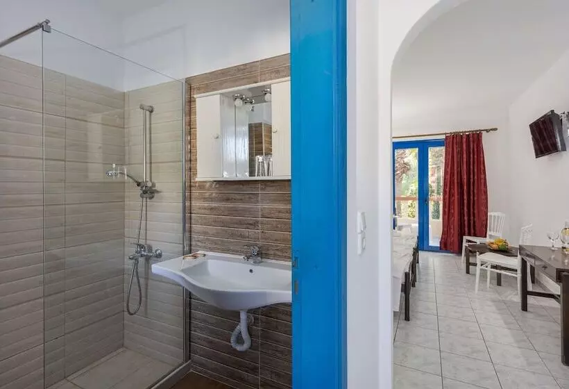 ホテル Palm Bay By Estia