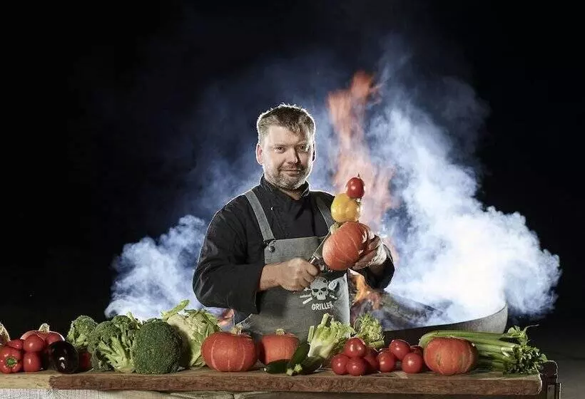 Hotelli Project June