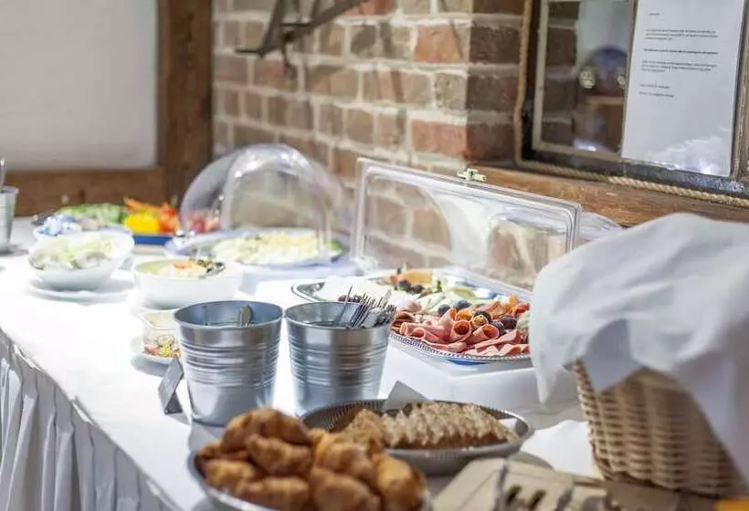 Hotelli Project June