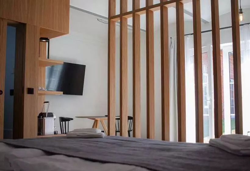 Hotelli Project June