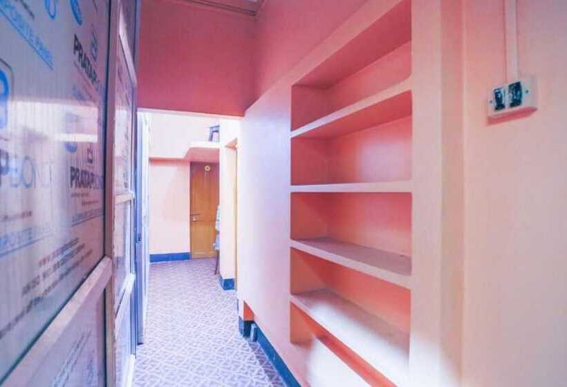 ホテル Biswabani Guest House