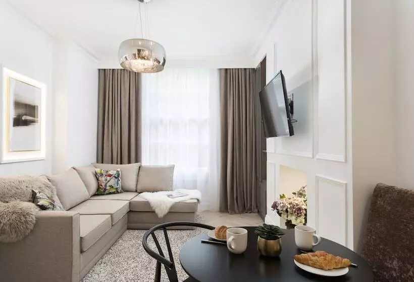 هتل Tanner Row Suites