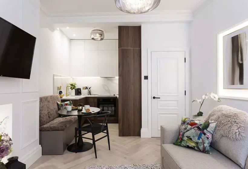 هتل Tanner Row Suites