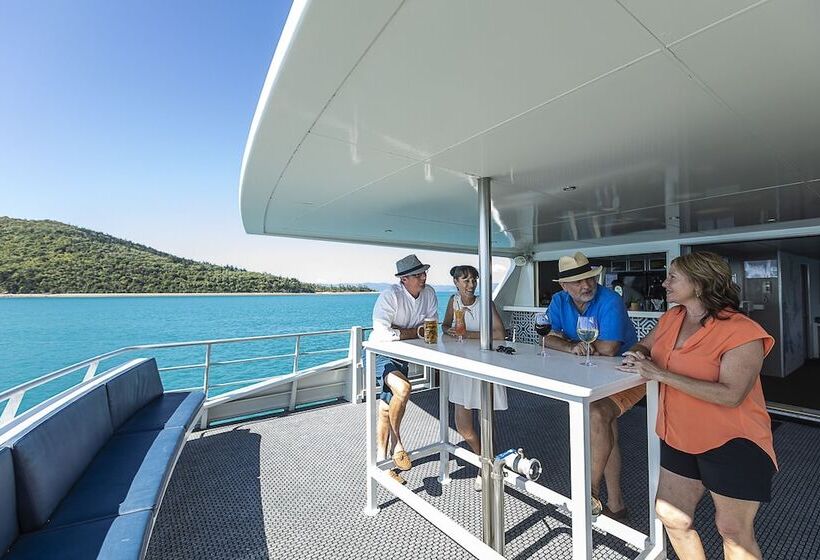酒店 Whitsunday Explorer Small Ship Cruising