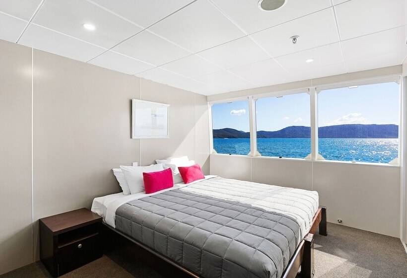 酒店 Whitsunday Explorer Small Ship Cruising