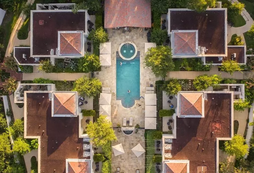 Villas At La Cantera Resort & Spa