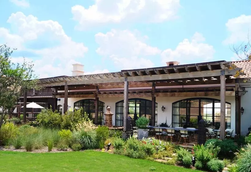 Villas At La Cantera Resort & Spa