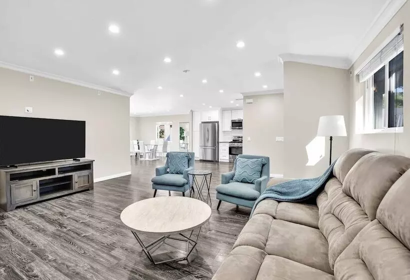 Martha By Avantstay Brand New La Valley Home