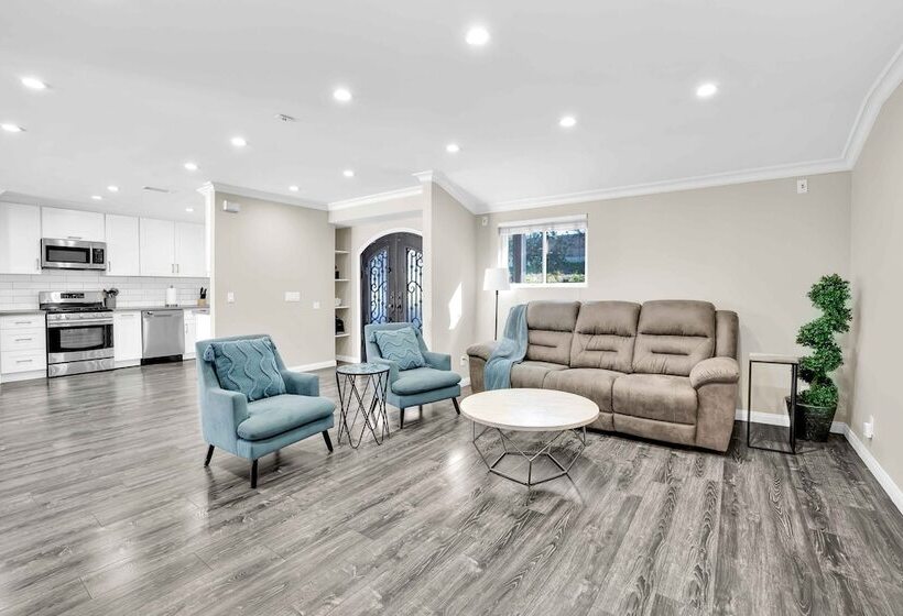 Martha By Avantstay Brand New La Valley Home