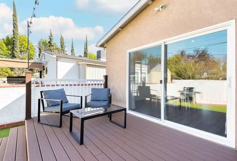 Martha By Avantstay Brand New La Valley Home