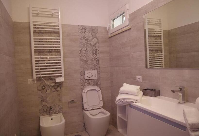 ペンション Our Guest House