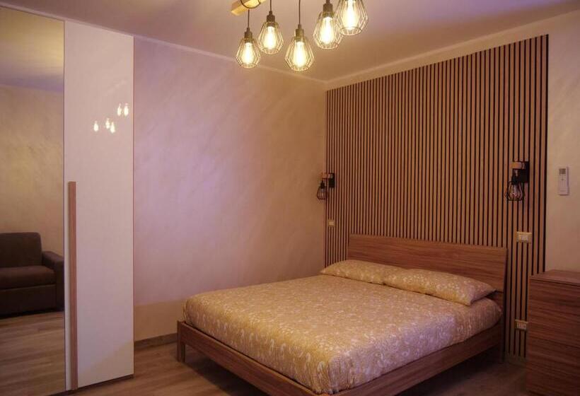 ペンション Our Guest House