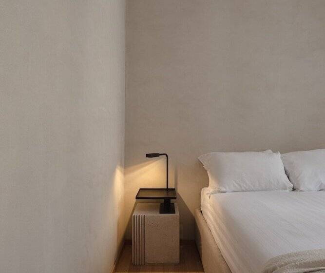 פנסיון P10 Design