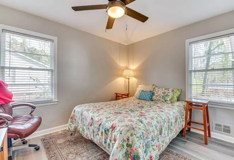 Pet Friendly Mableton Home W/ Grill & Fire Pit!