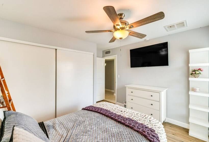 Phoenix Home W/ Private Pool, Fire Pit & Swing Set