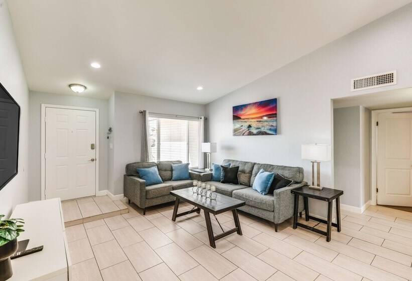 Phoenix Home W/ Private Pool, Fire Pit & Swing Set