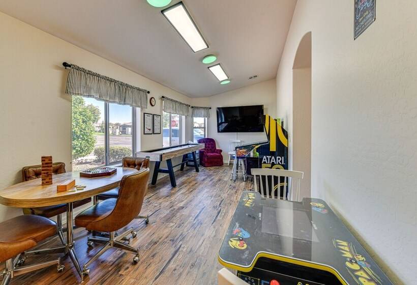 Quiet Chandler Home W/ Game Room, 2 Mi To Downtown