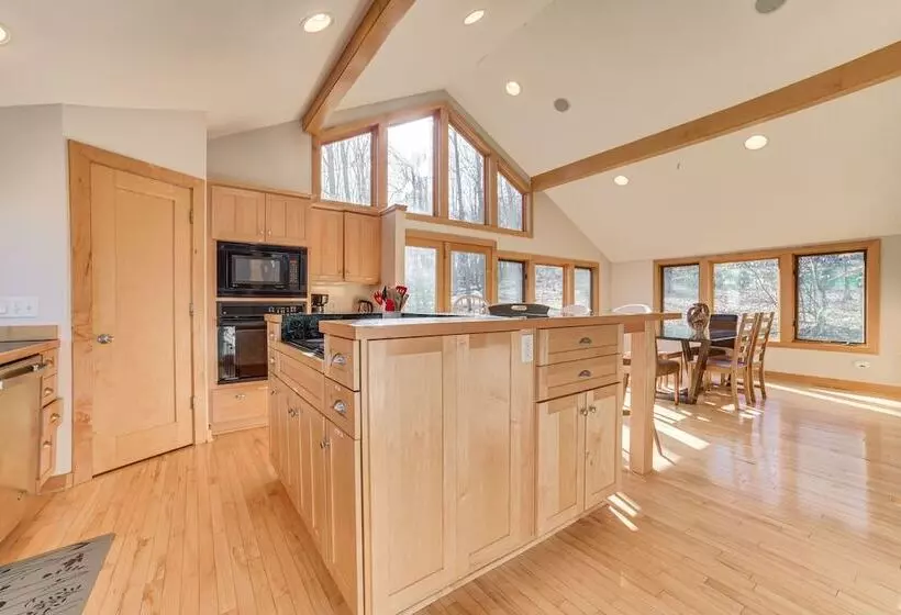 Serene Suttons Bay Home W/ Fire Pit & Wooded Yard