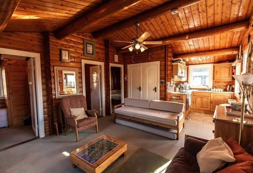 Spacious 3 Bed Log Cabin In Snowdonia