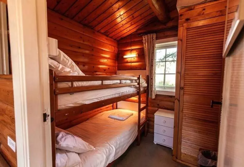 Spacious 3 Bed Log Cabin In Snowdonia