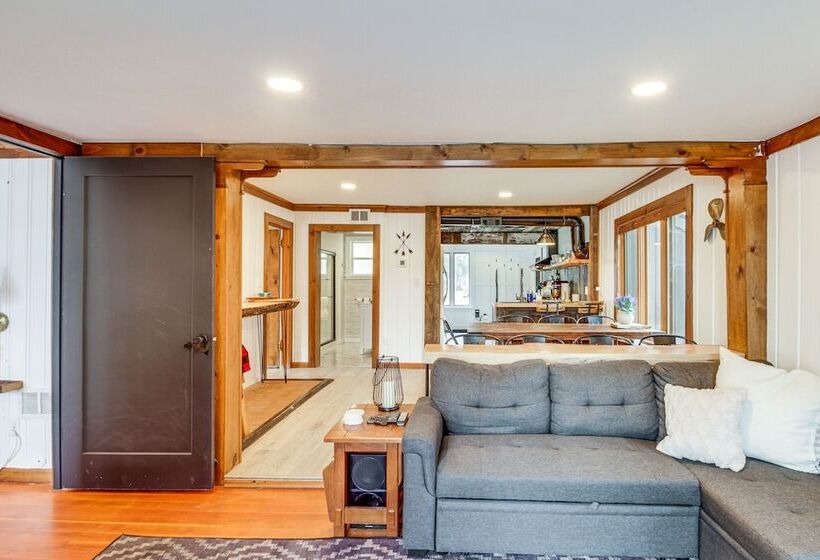 Waterfront Duluth Cabin W/ Deck & River View!