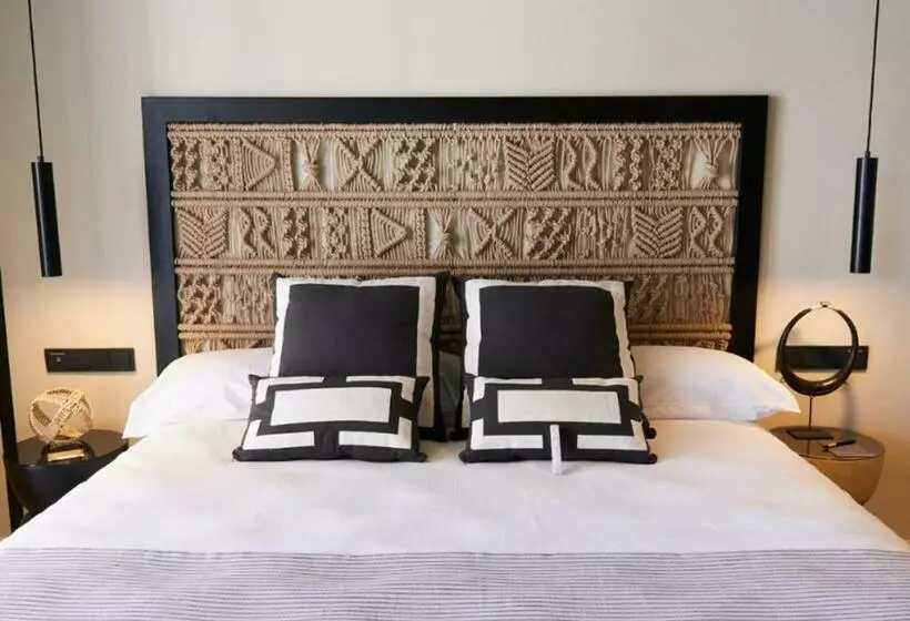 Hotelli Estimar Marina Farnals 5 & Two