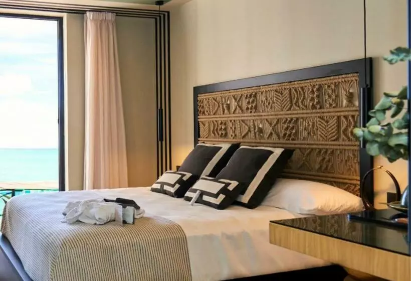 Hotelli Estimar Marina Farnals 5 & Two