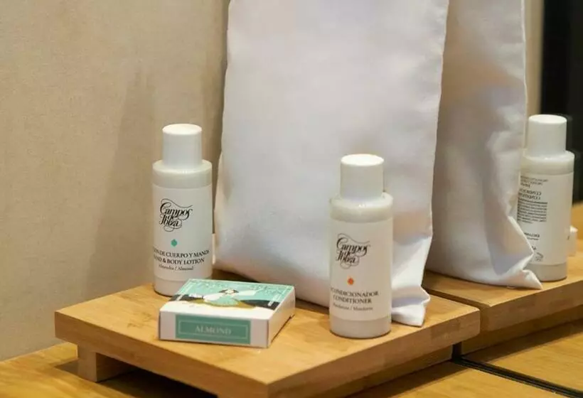 Hotelli Estimar Marina Farnals 5 & Two