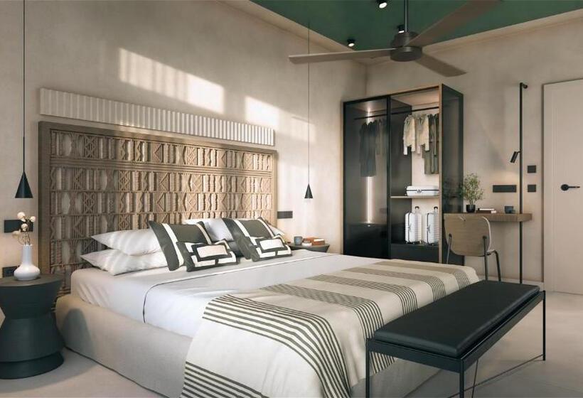 هتل Estimar Marina Farnals 5 & Two