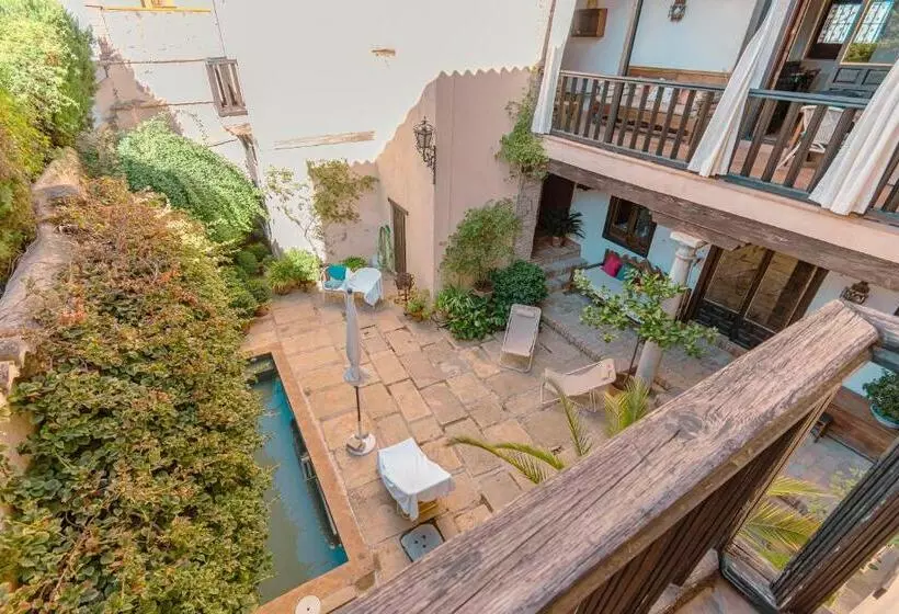 تختخواب و صبحانه Casa Del Aljibe