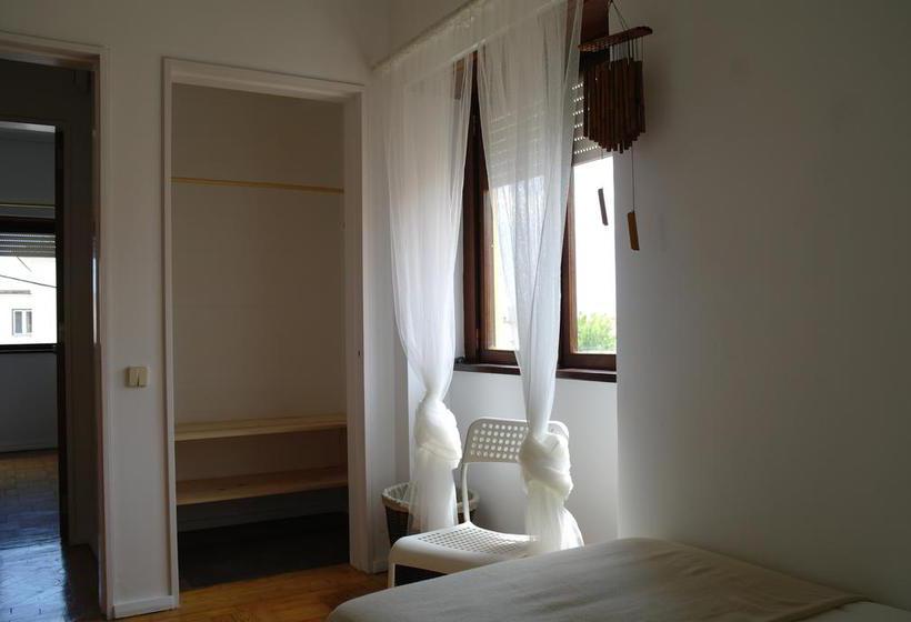 تختخواب و صبحانه House of Zen