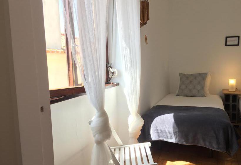 تختخواب و صبحانه House of Zen