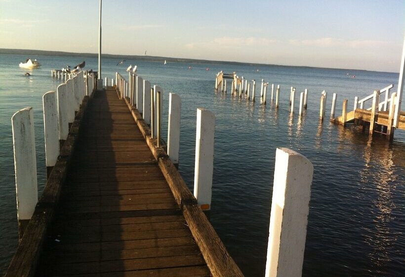 Corinella On The Esplanade Bed & Breakfast