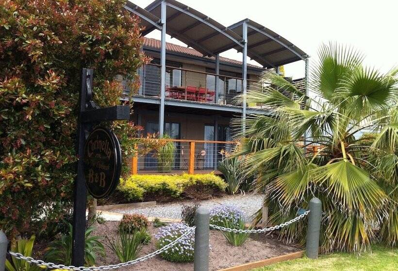 Corinella On The Esplanade Bed & Breakfast