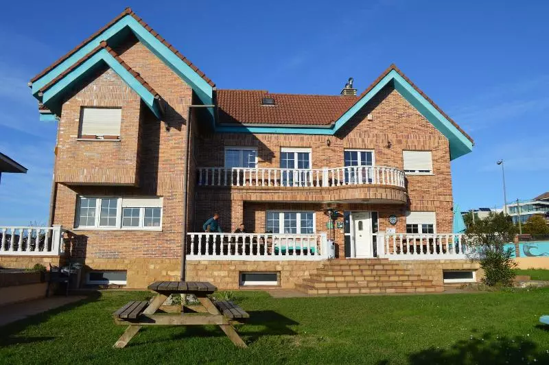 Gijon Surf Hostel
