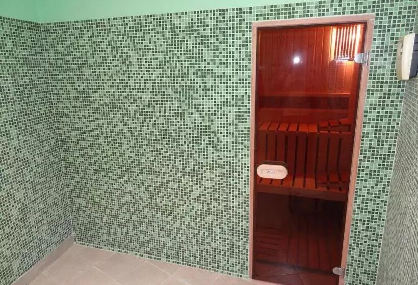Hotel Detelina Complex