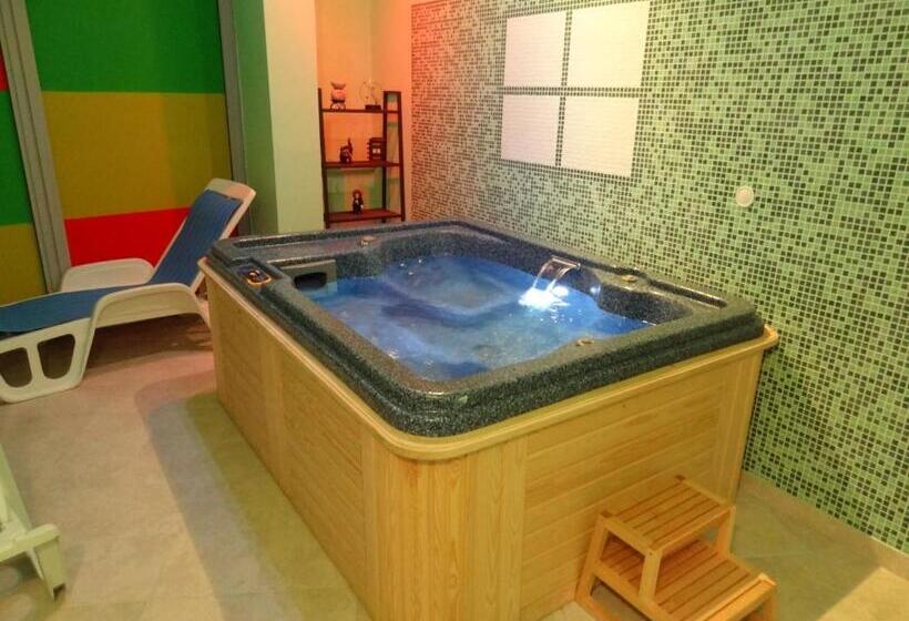 ホテル Detelina Complex