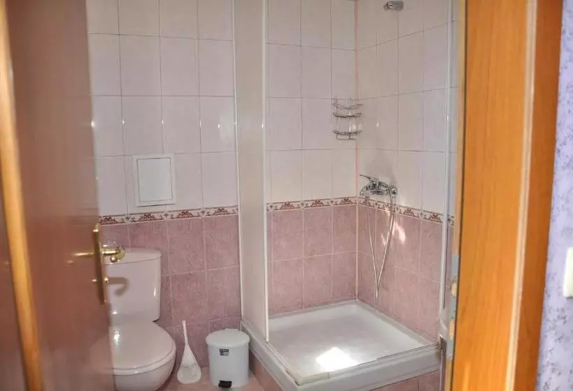 هتل Guest Rooms Sveti Nikola