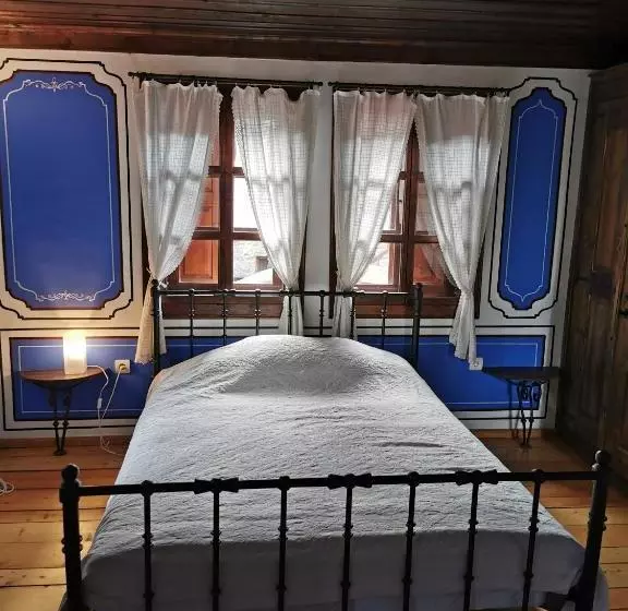 ホテル Hadji Neikovi Guest Houses