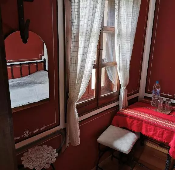ホテル Hadji Neikovi Guest Houses