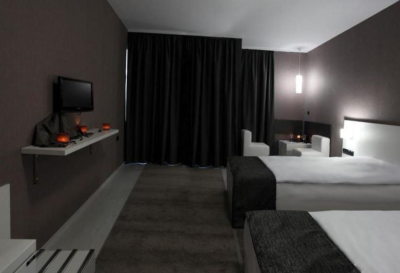 בית מלון כפרי Idol