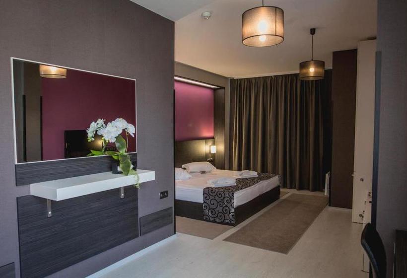 בית מלון כפרי Idol