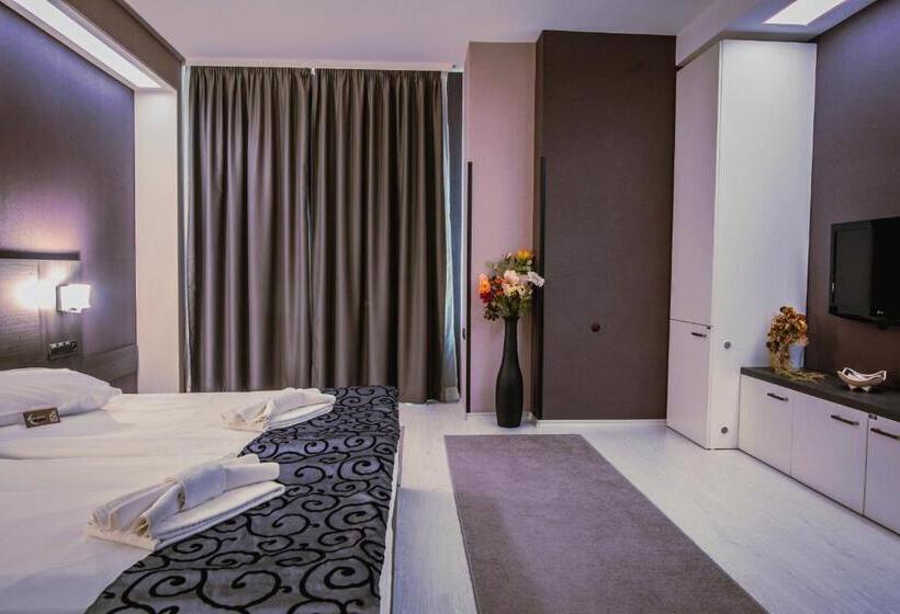 בית מלון כפרי Idol