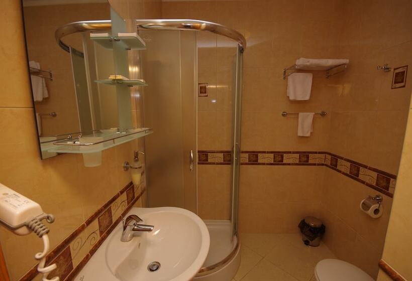 فندق Lalov Egrek