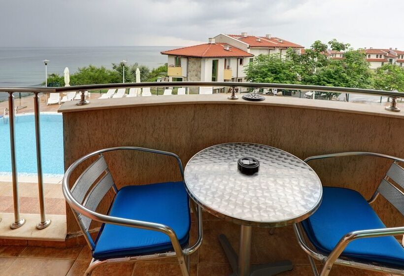 فندق Lalov Egrek