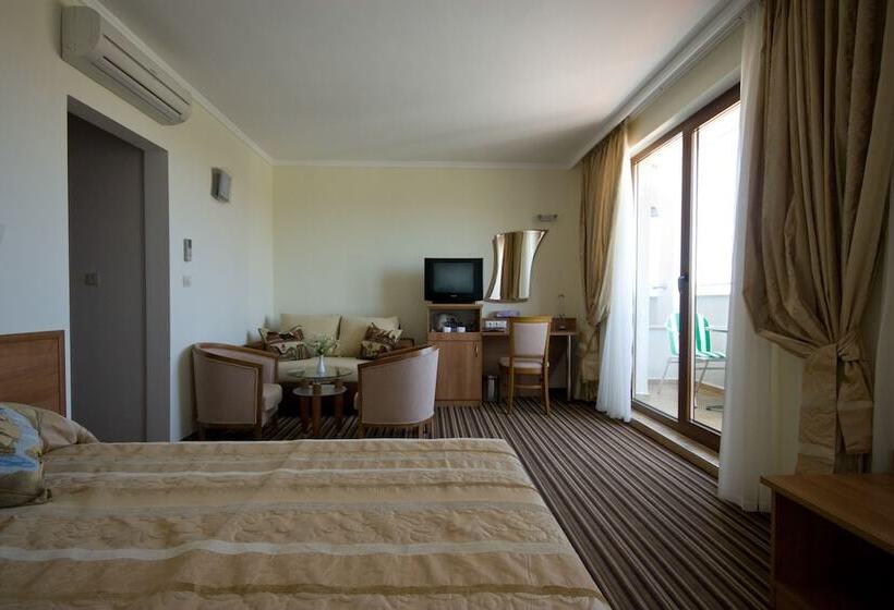 فندق Lalov Egrek