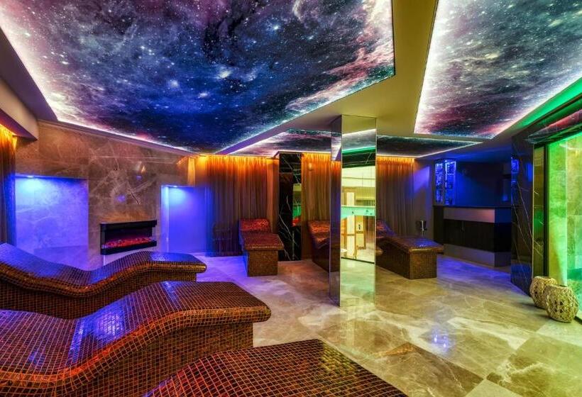 호텔 National Palace Wine & Spa