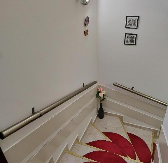 هتل Petkov Family